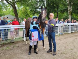 SAINT FIACRE_ Sieg mit Berit Weber in Vittel_ ©Club GRC SAINT FIACRE_ Sieg mit Berit Weber in Vittel_ ©Club GRC